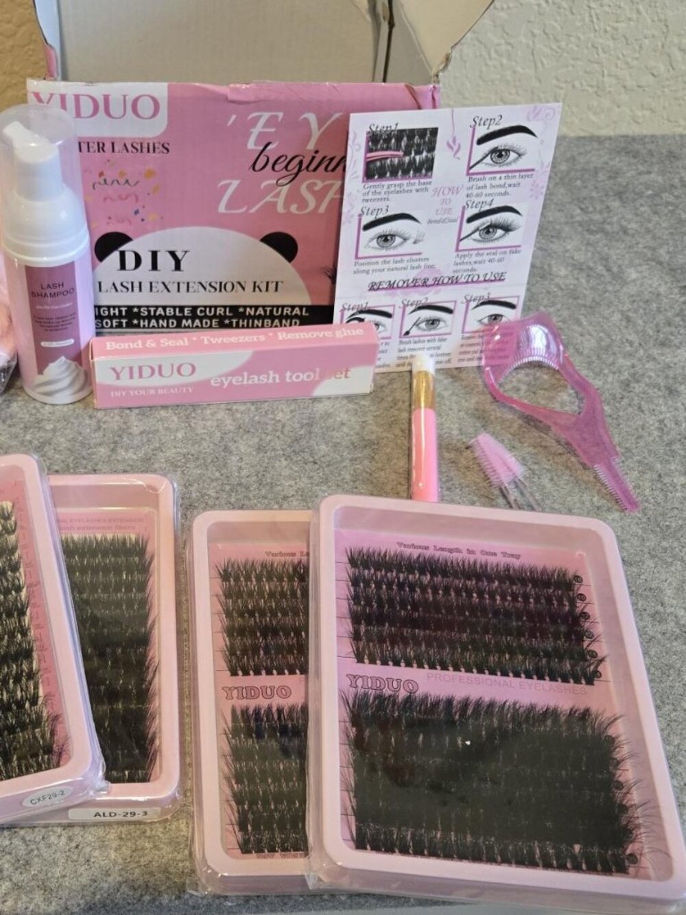 YIDUO Eye Brginner Lashers DIY Lash Extension Kit w/Extra Cluster Trays
